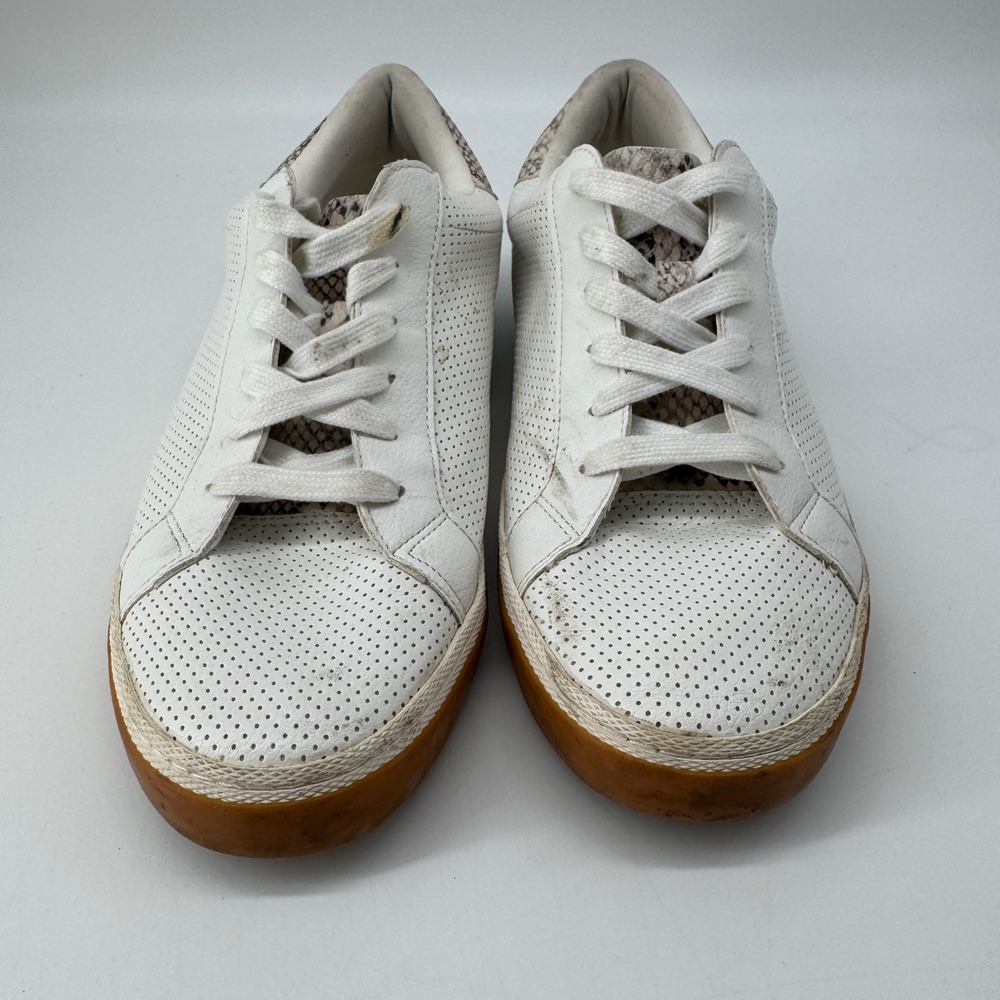 White Snakeskin Faux Leather Sneakers Women 9.5 Low Top Casual Universal Thread - Picture 2 of 8
